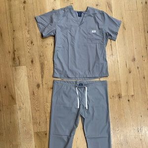 Blue Sky men’s scrubs light grey. brand new without tags